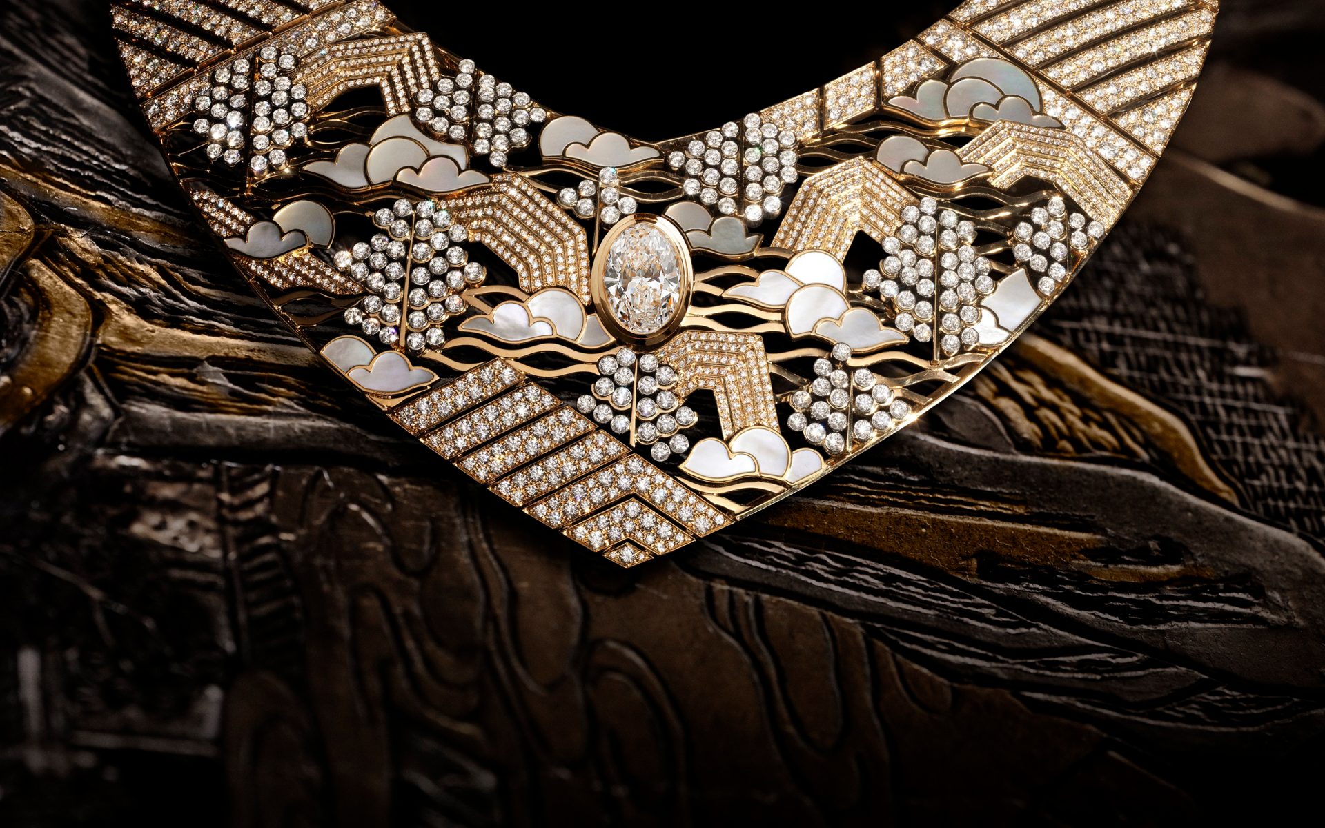 Dentelle Masterpiece Bracelet, White Gold And Diamonds
