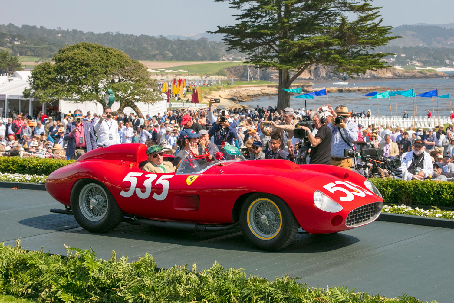 Why car. Ferrari 355 s Spider Scaglietti 1957. Феррари 315s. Ferrari 315. Феррари 315 s Spyder 1957 и телки.