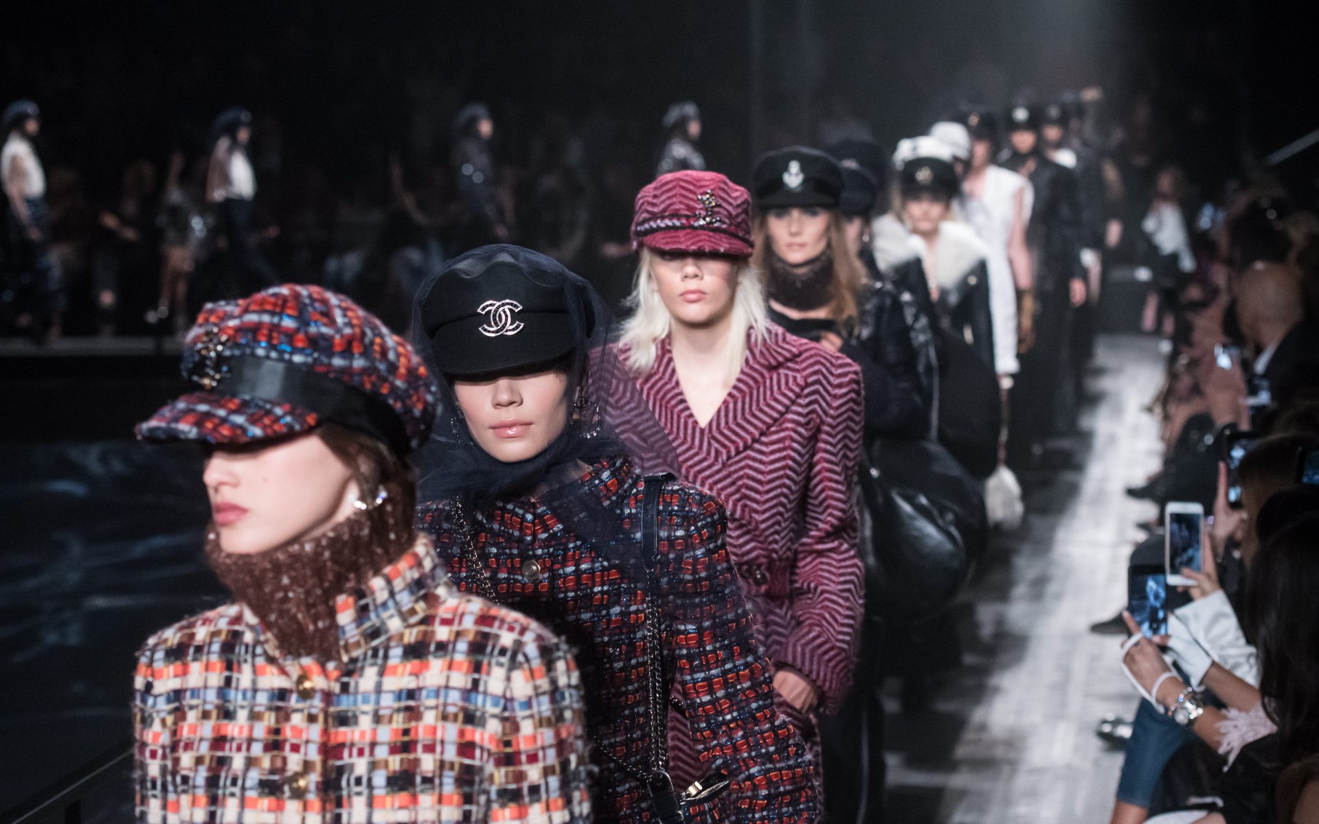 Chanel Will Stage a Fashion Show at the Metropolitan Museum of Art ...