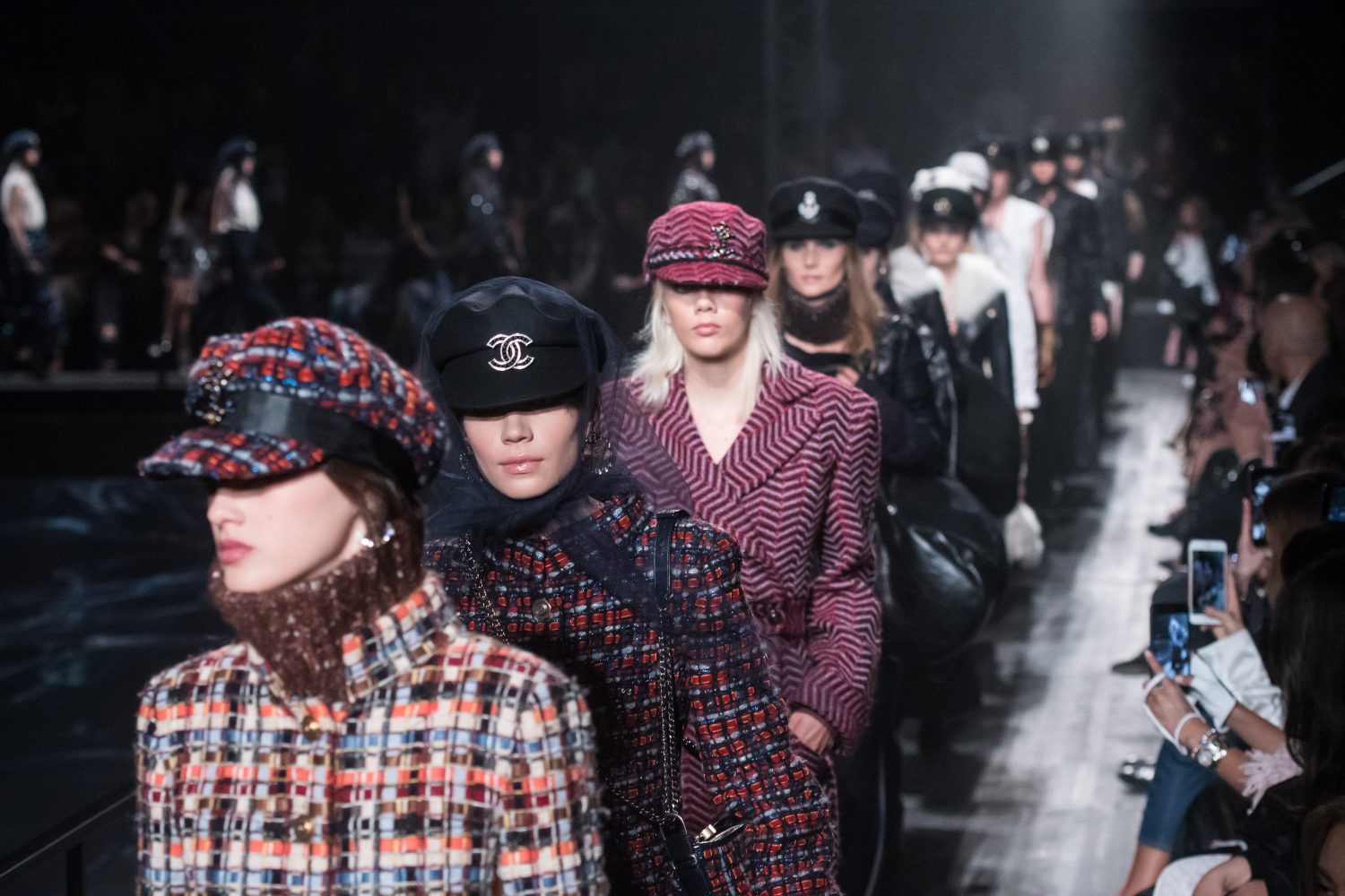 Chanel Will Stage a Fashion Show at the Metropolitan Museum of Art ...