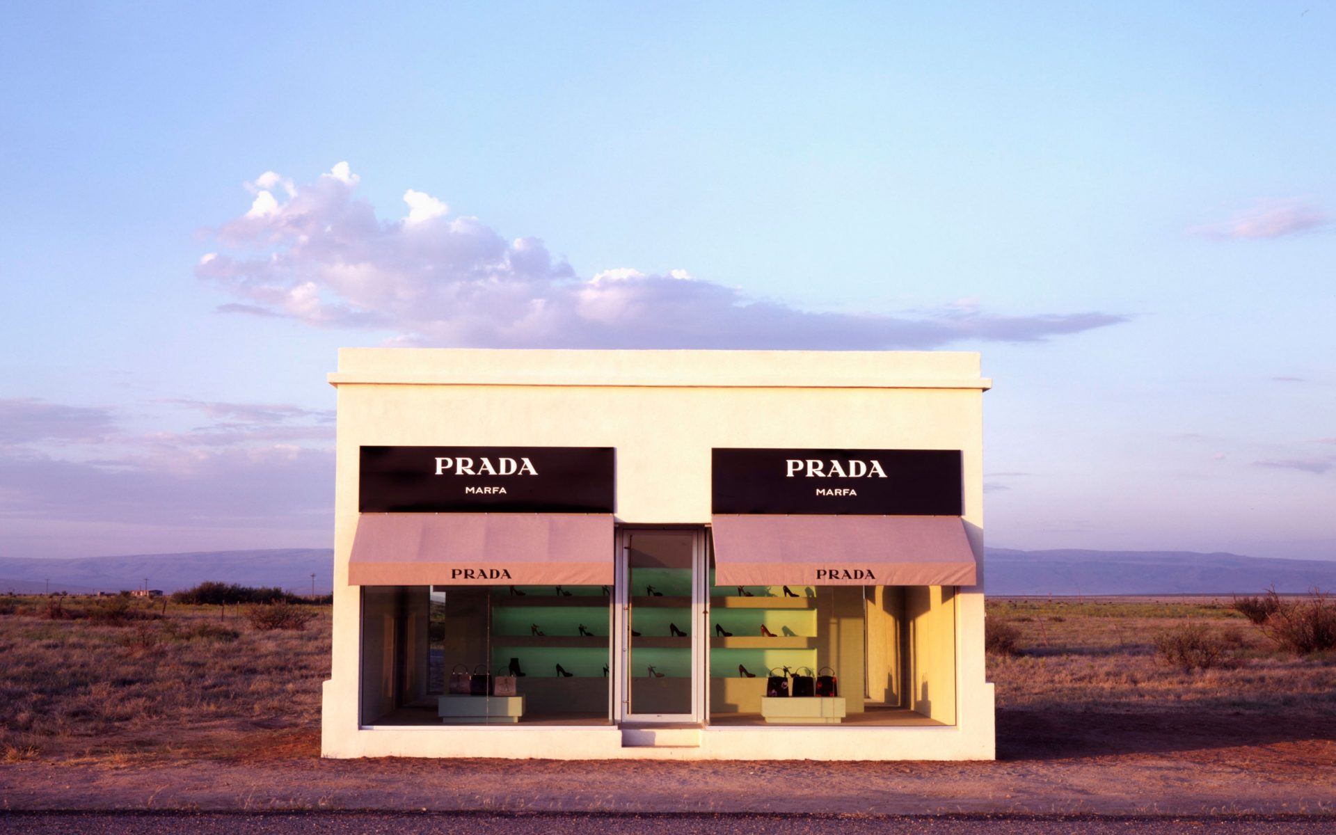 From Prada to Hermès, 5 Examples of High Fashion Brands in Works of Art -  Galerie