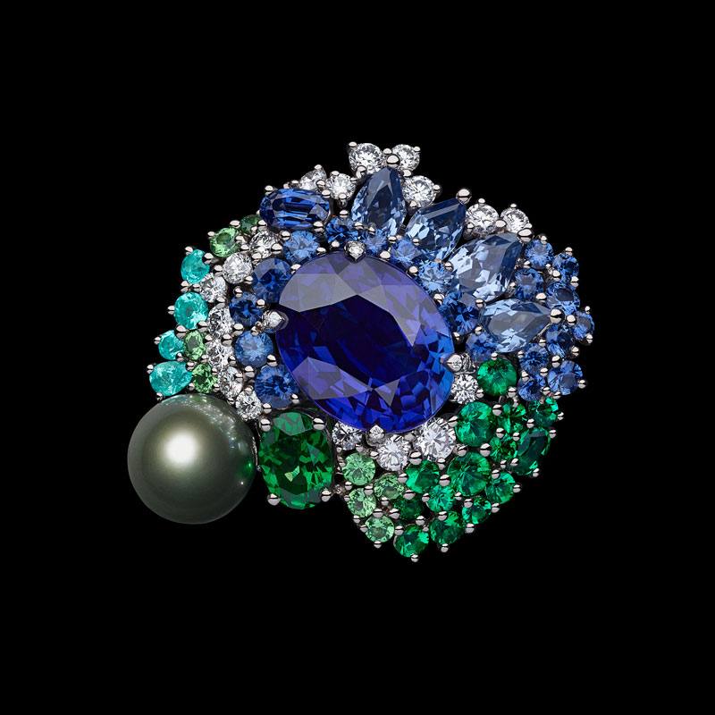 Discover The Colourful Tie and Dior High Jewellery Collection