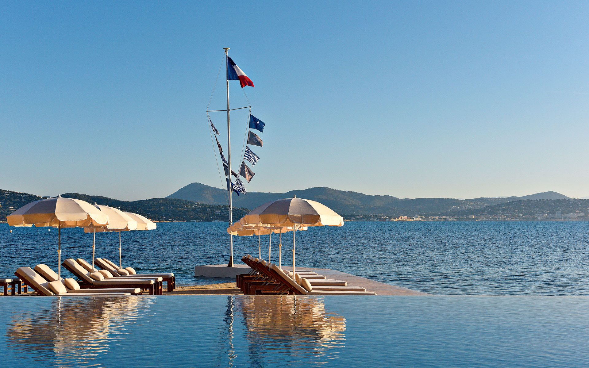 LV By The Pool: The Cheval Blanc Saint-Tropez hotel transforms its