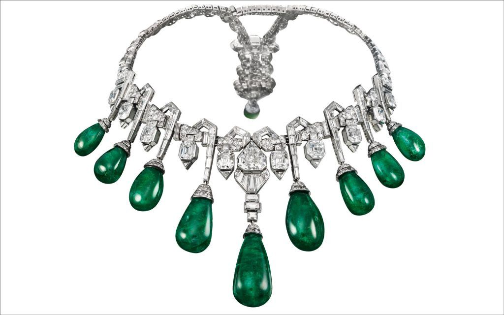 Van Cleef & Arpels Exhibition Traces the Evolution from Gemstone to 