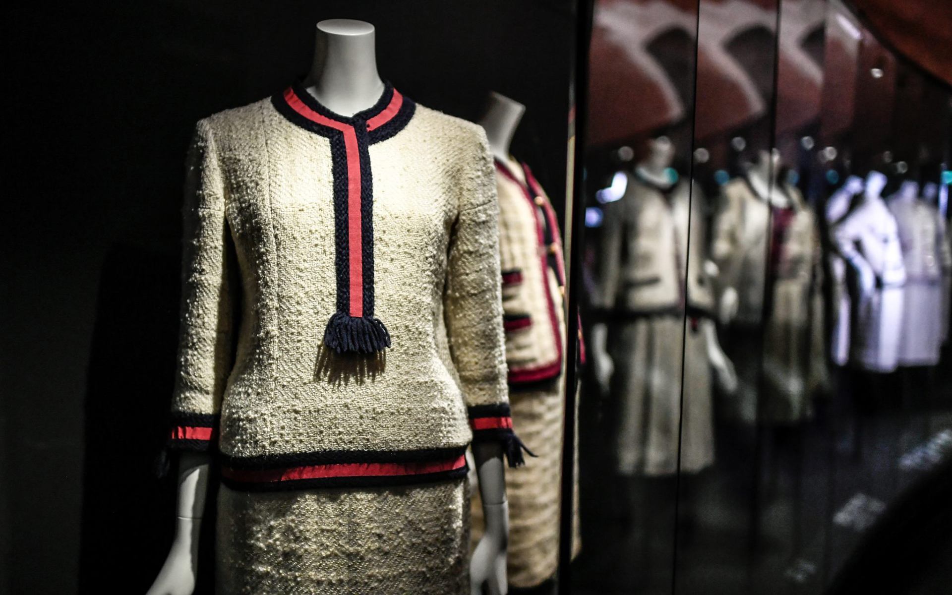 5 things Coco Chanel has changed the world of fashion with