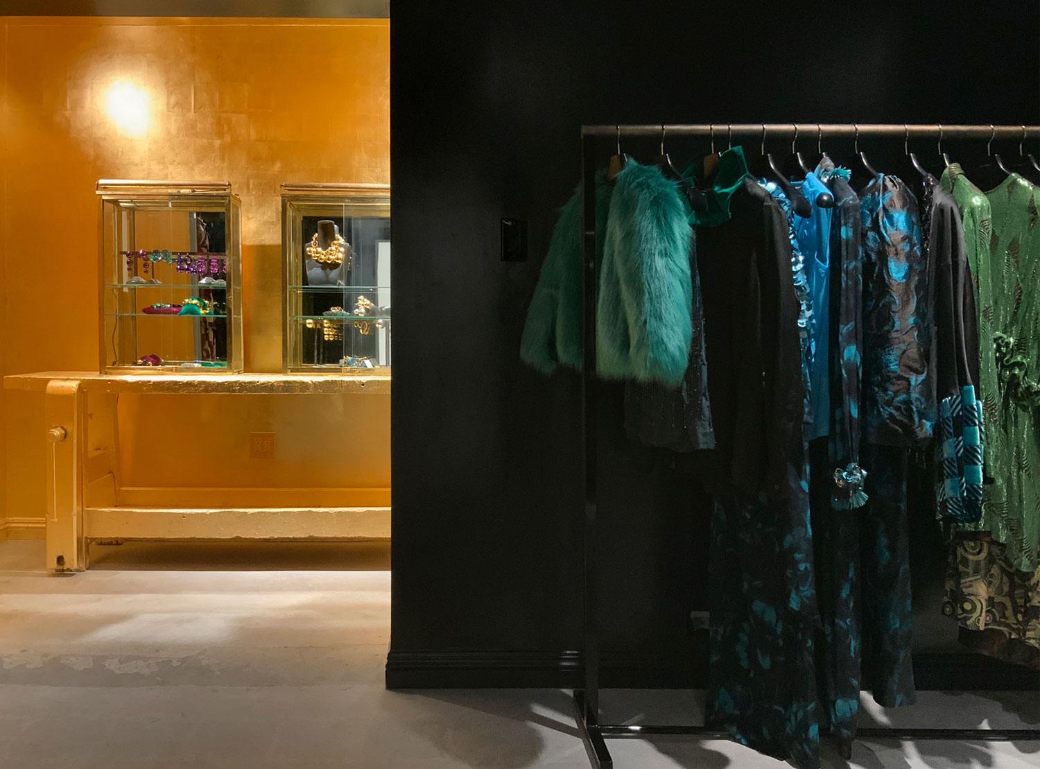 dries van noten boutique