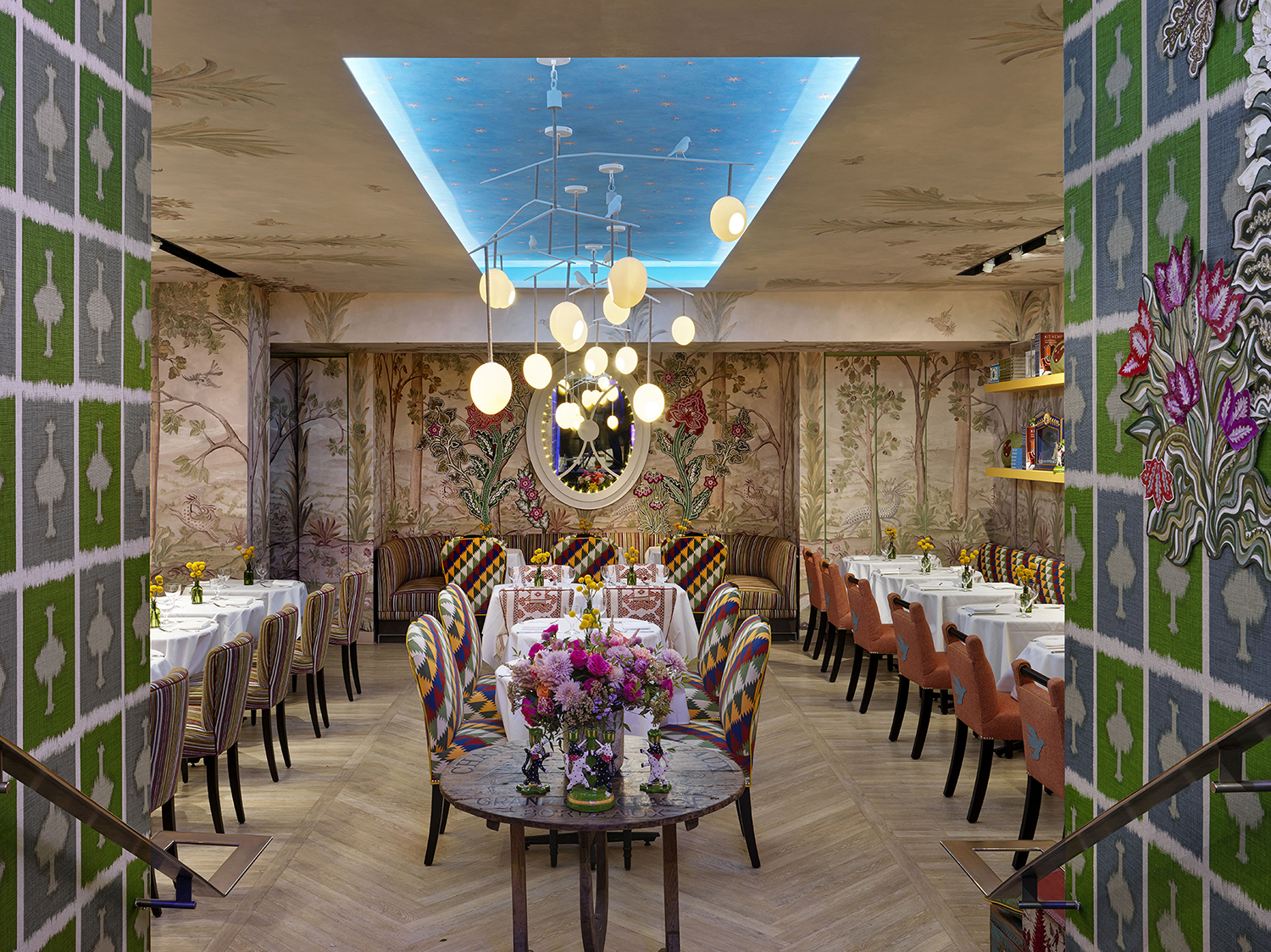 Go Inside Kit Kemp's Whimsical New Cafe at Bergdorf Goodman - Galerie