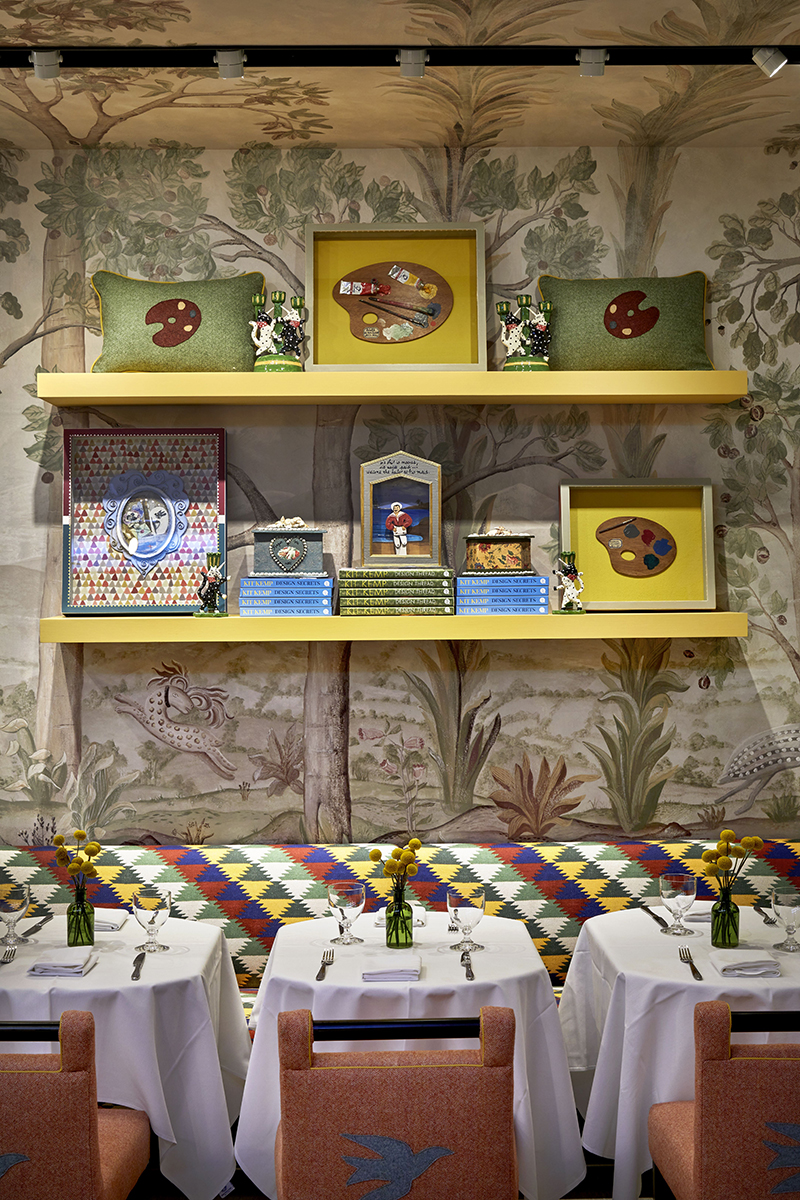 Go Inside Kit Kemp's Whimsical New Cafe at Bergdorf Goodman - Galerie