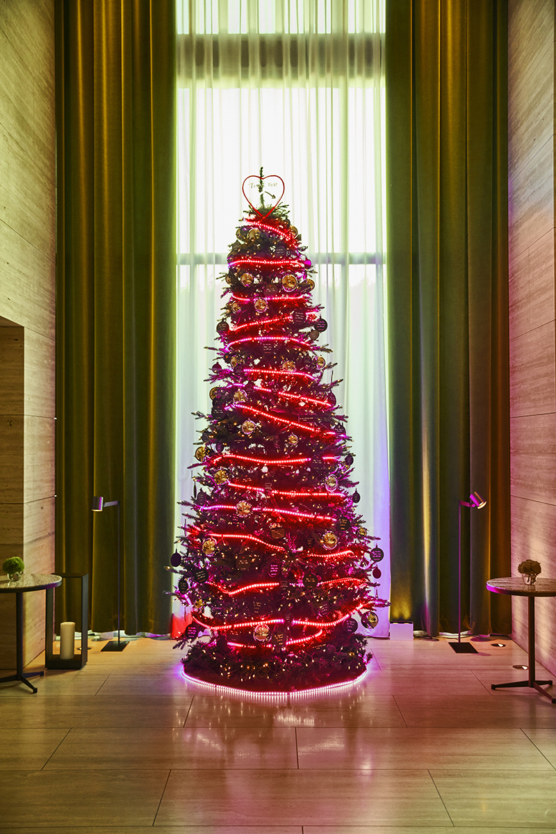 7 Christmas Trees Around the Globe Guaranteed to Get You in the