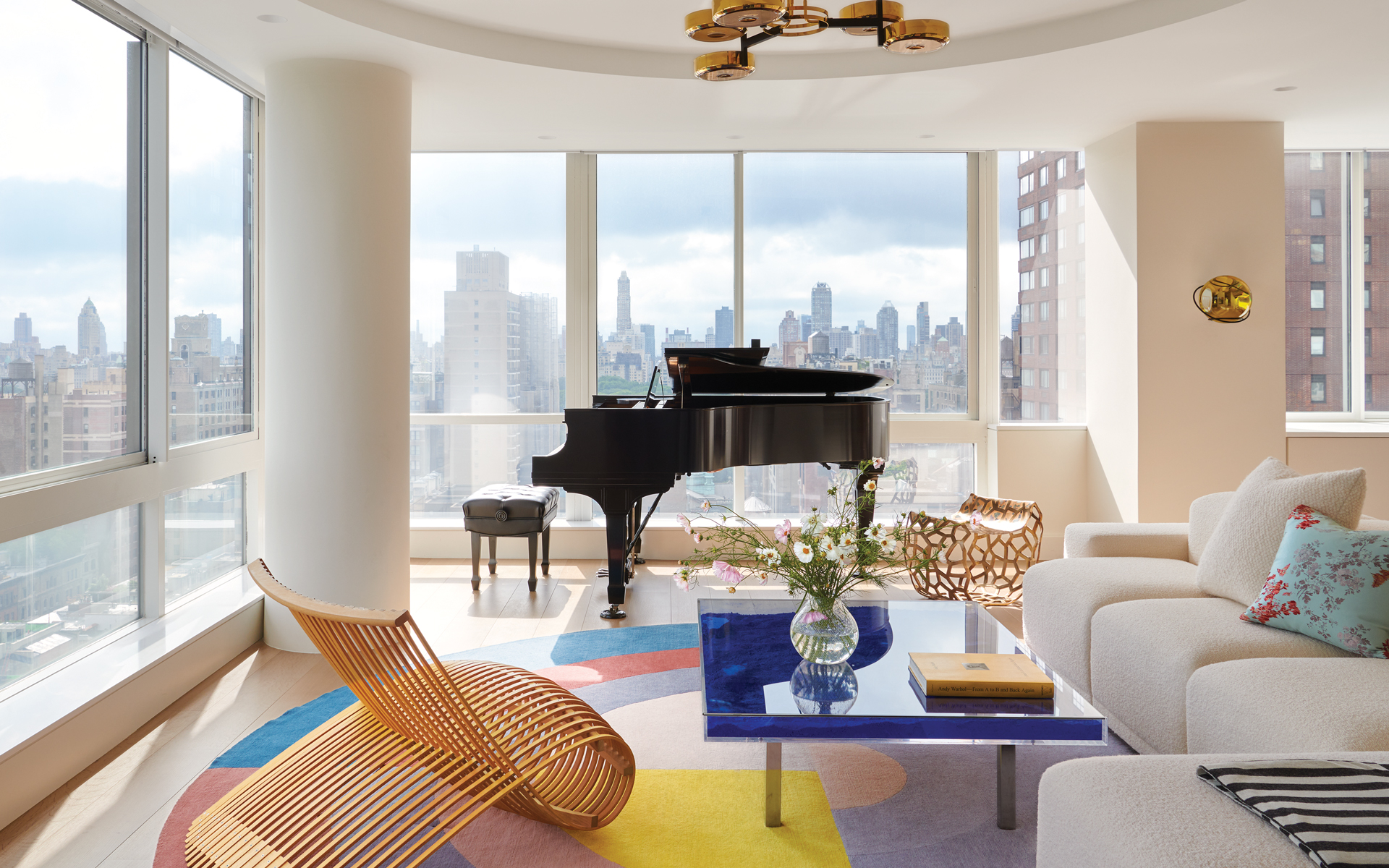 This Reimagined Manhattan Apartment Features a Playful Collection