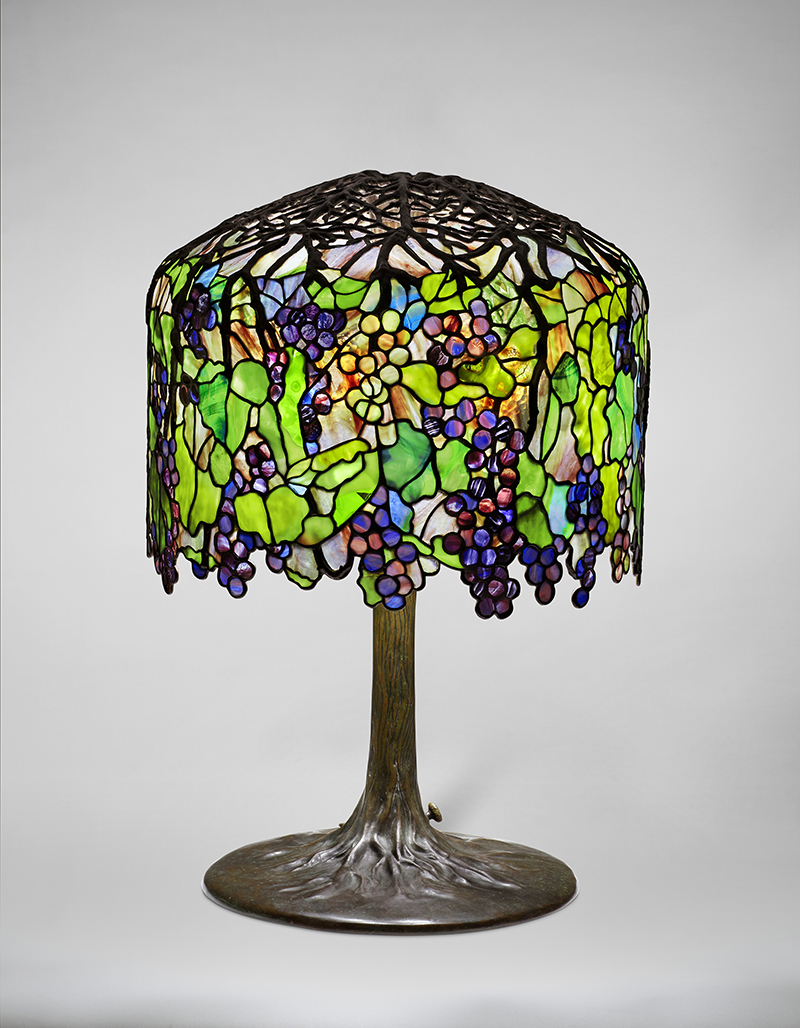 masterworks of louis comfort tiffany & co. picture metropolitan auctioned  museum