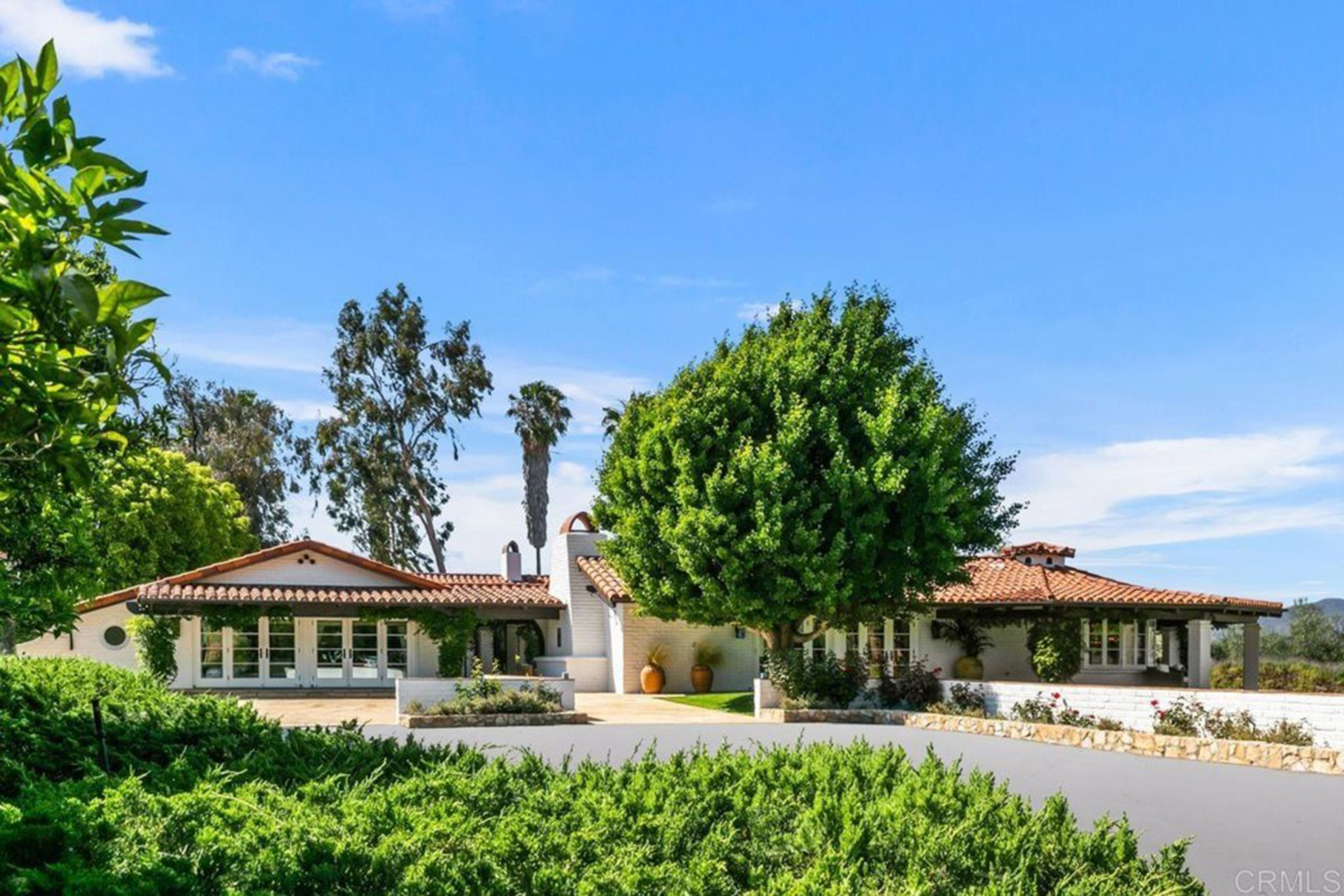 Sandra Bullock’s Stunning San Diego Ranch Hits the Market for $6 ...