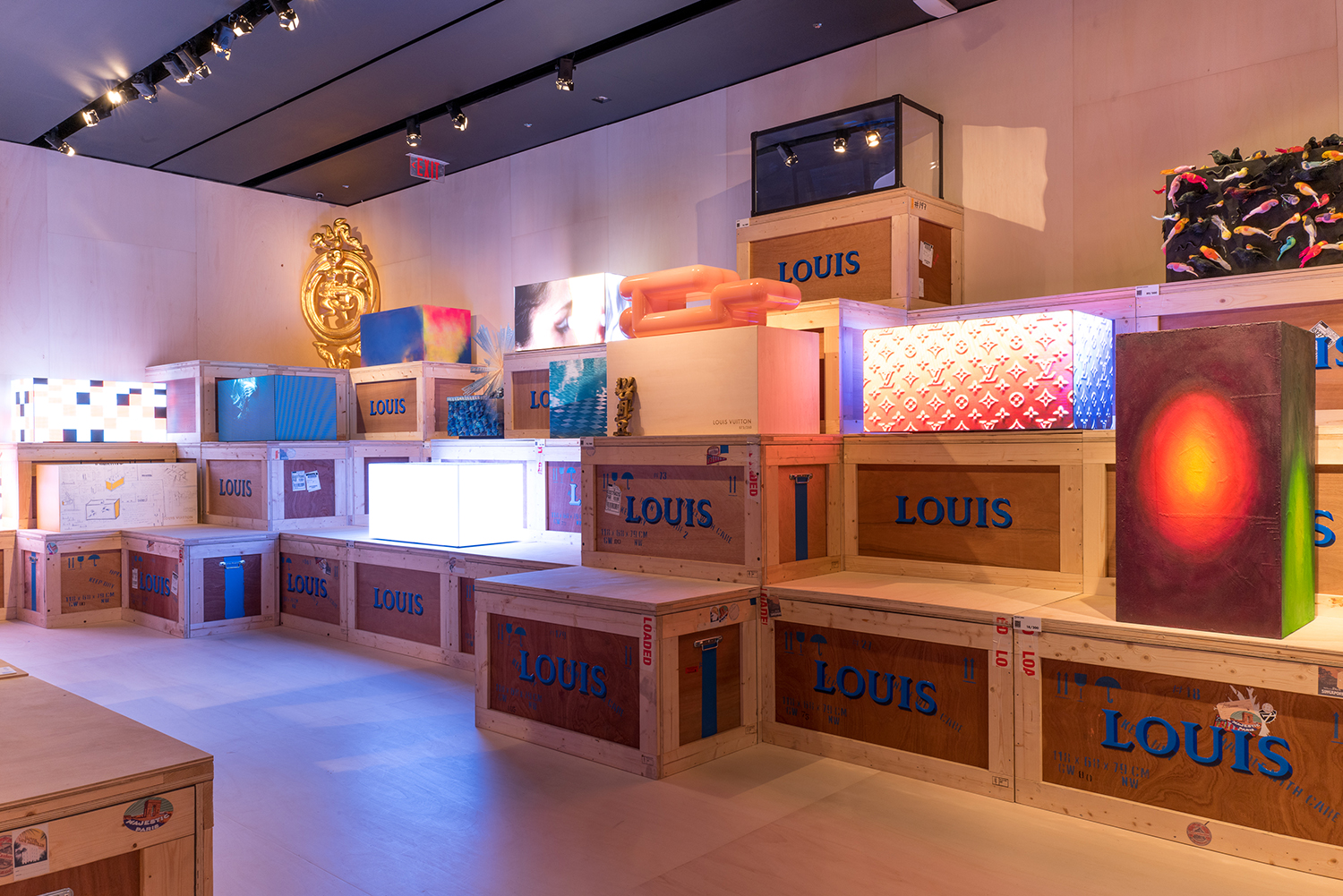 The facade of the Louis Vuitton 200 Trunks, 200 Visionaries at 660