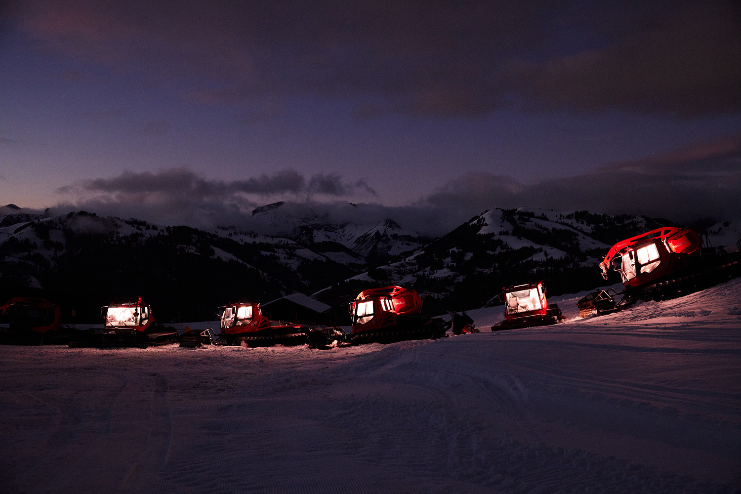 Snow in Gstaad, Switzerland - Find Us Lost