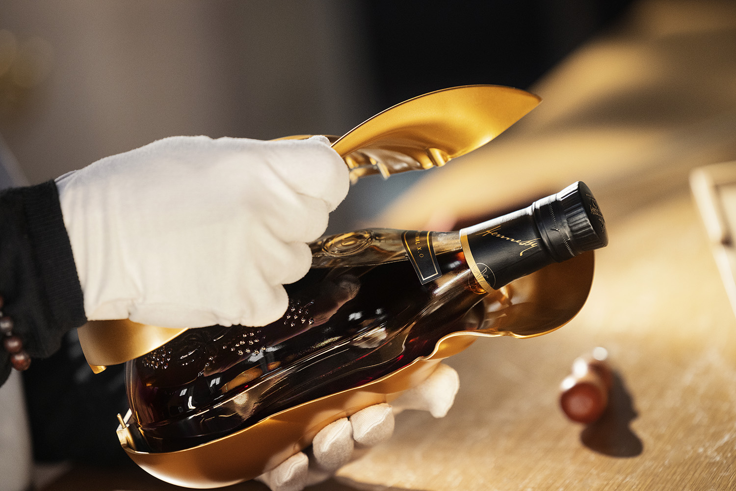 Kim Jones Designs a Striking Couture-Inspired Decanter for Hennessy X.O -  Galerie