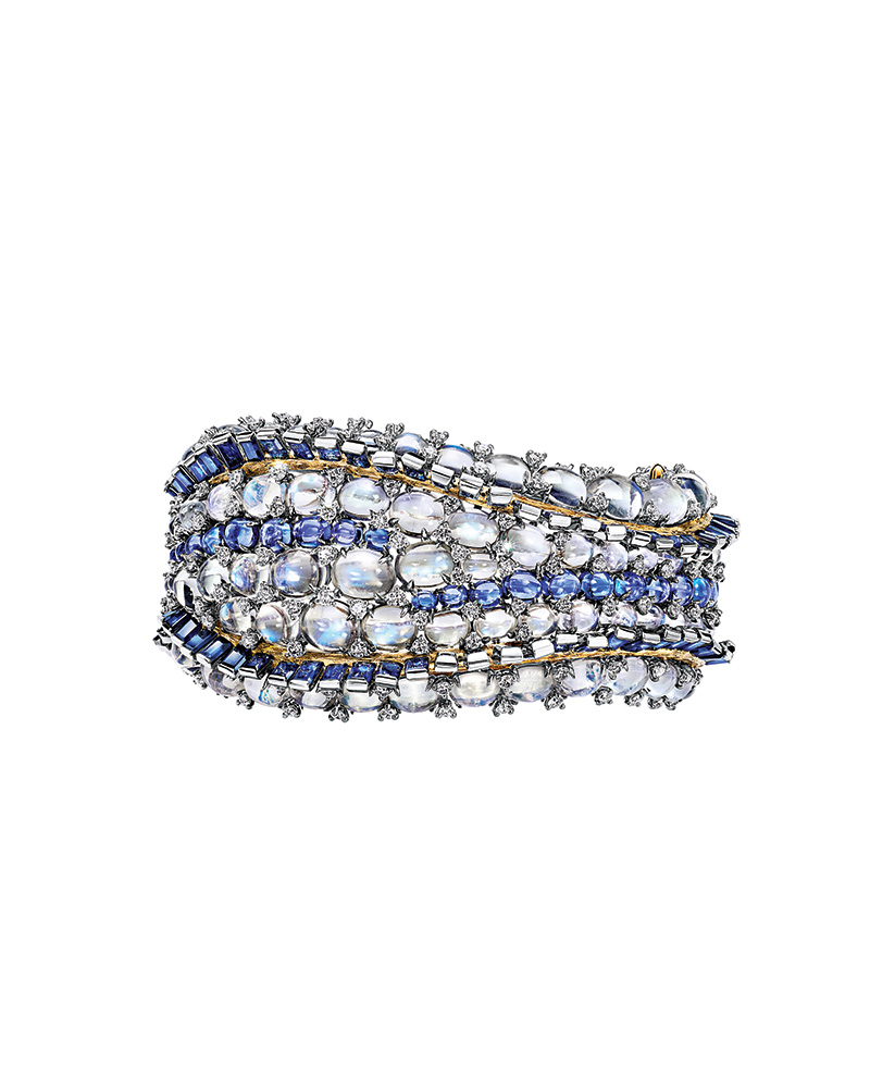 Tiffany & Co. Unveils Blue Book 2023: Out of the Blue —A World of  Aquatic-inspired High Jewelry That Celebrates Jean Schlumberger's Legacy -  Tiffany