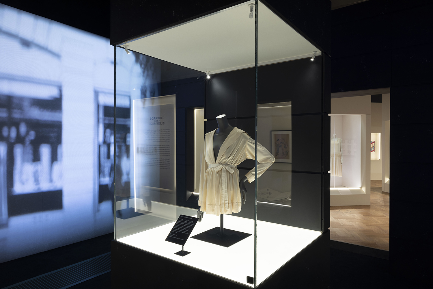 Coco Chanel exhibition reveals fashion designer was part of French  resistance, Chanel