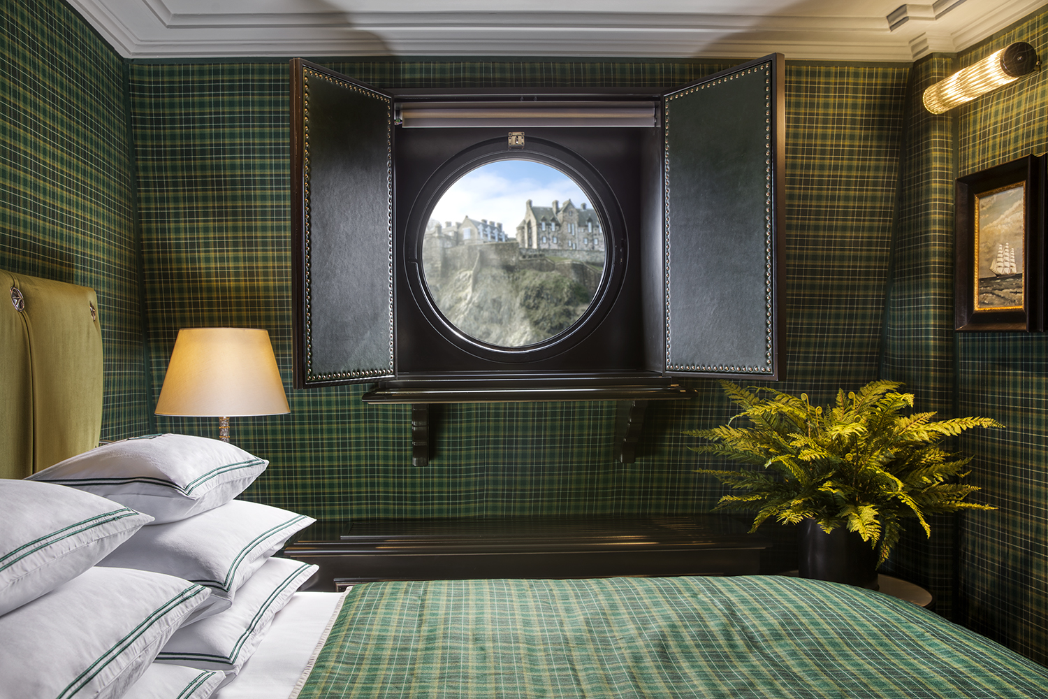 Windows inside the Executive Double Room at 100 Princes offer views of Edinburgh's glorious castle.
