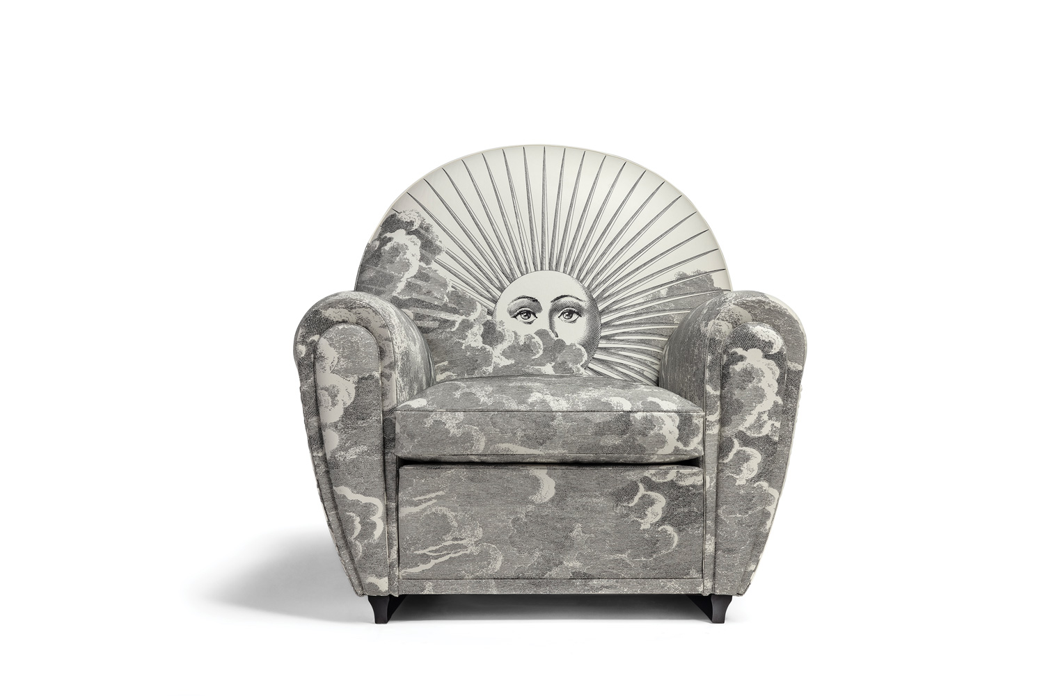 Vanity Fair armchair by Fornasetti for Poltrona Frau is recommended for a guest room.