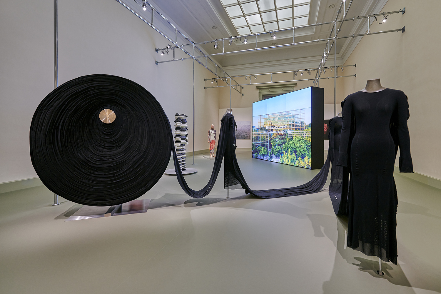 Installation view of “Half-Century of Cartier in Japan and Beyond: An Everlasting Dialogue of Beauty and Art