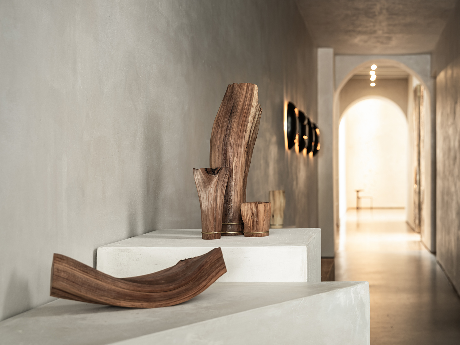 Wood works by Japanese master craftsman Shuji Nakagawa Mokkougei are on view at his new show at Les Ateliers Courbet in New York.