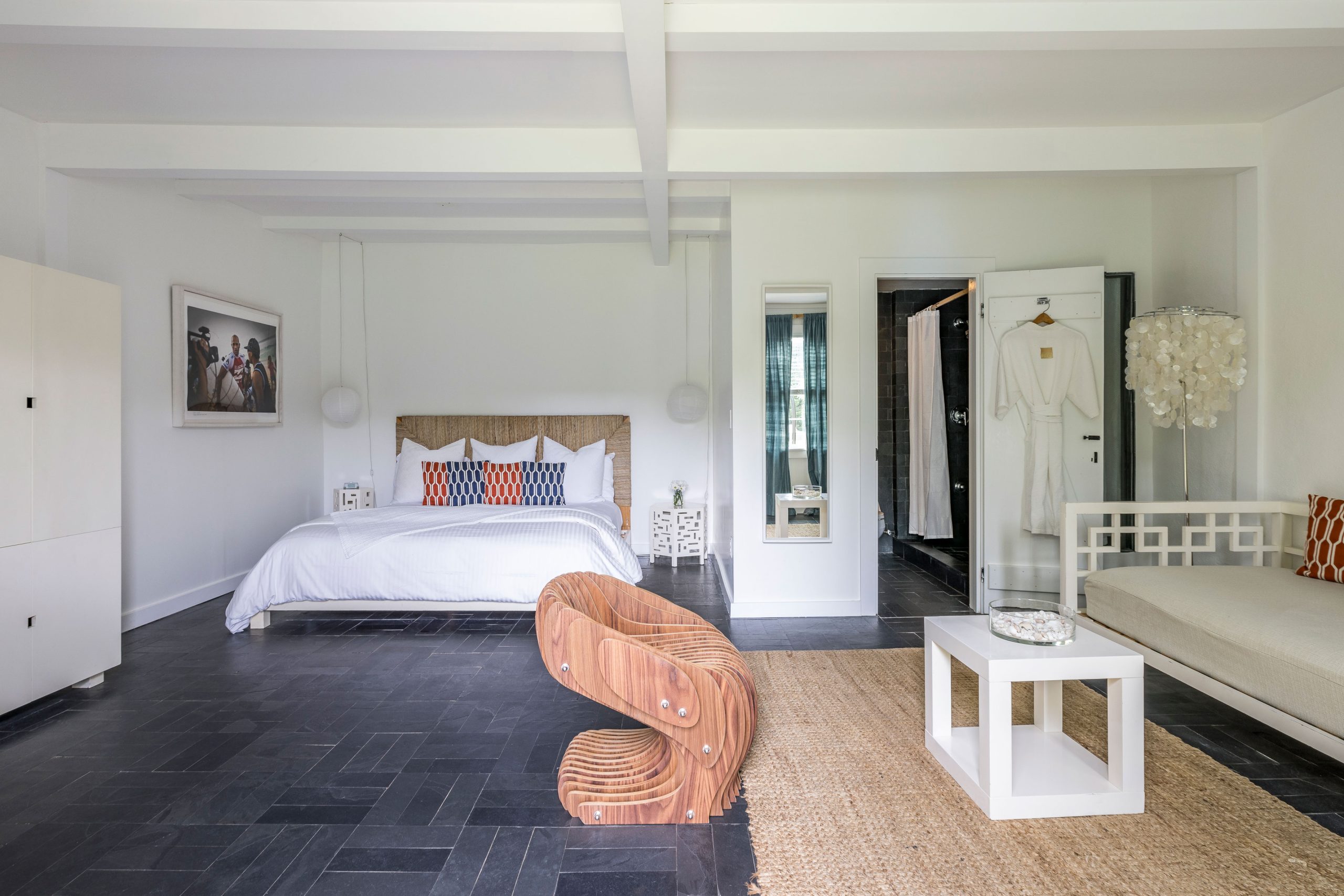 A room at Solé East, a Hamptons hotel