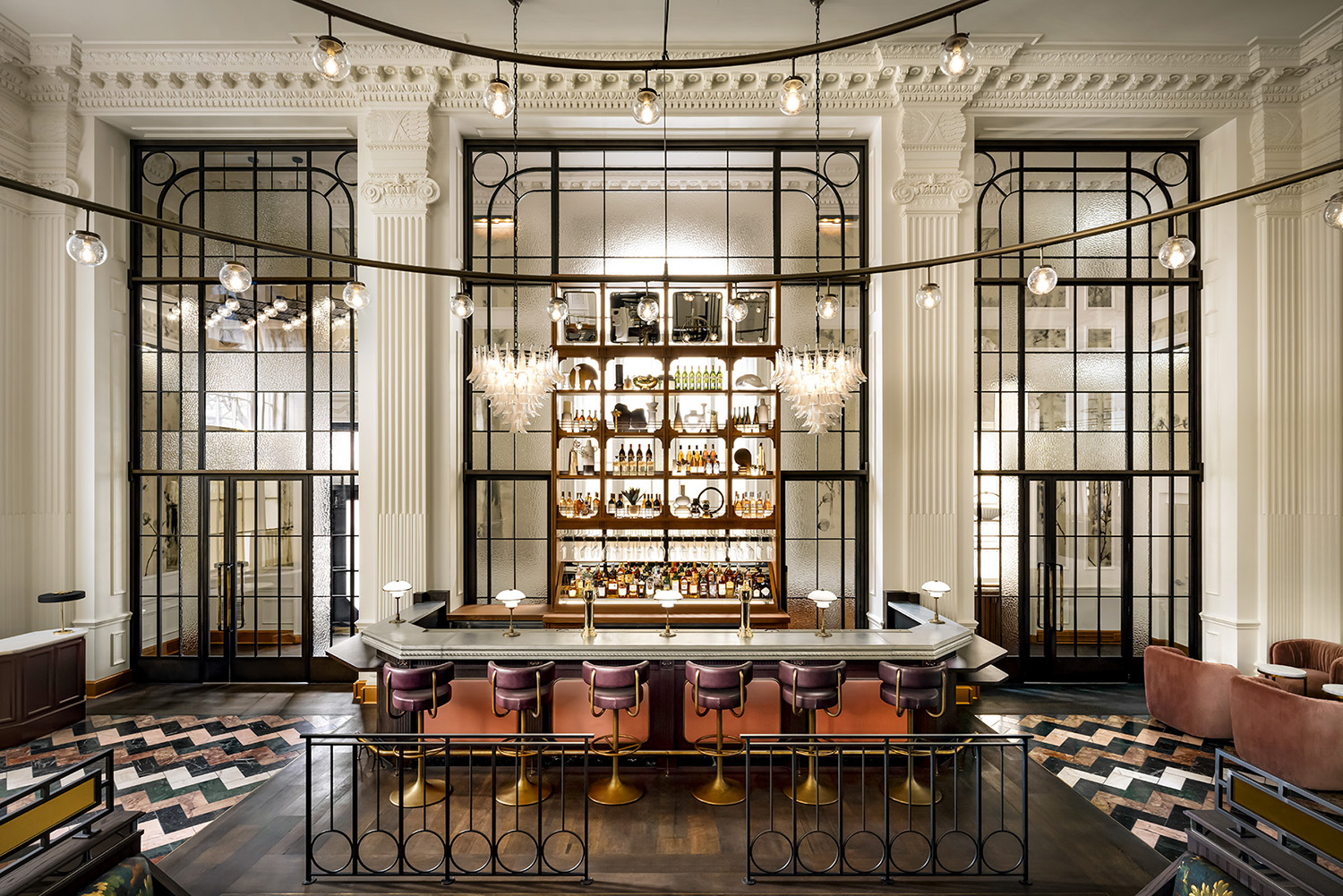 The bar at the George at the historic Fairmont Olympic Hotel.