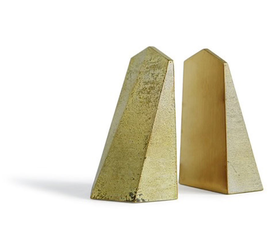 Komagata Bookends by Oji Masanori for Futagami from Nalata Nalata on the list of office essentials.