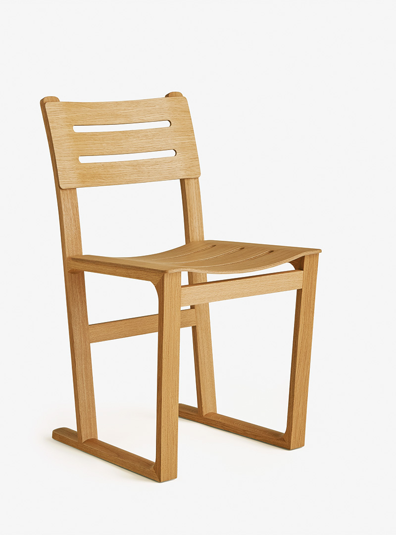 The Équilibre d'Hermès chair by Jasper Morrison.