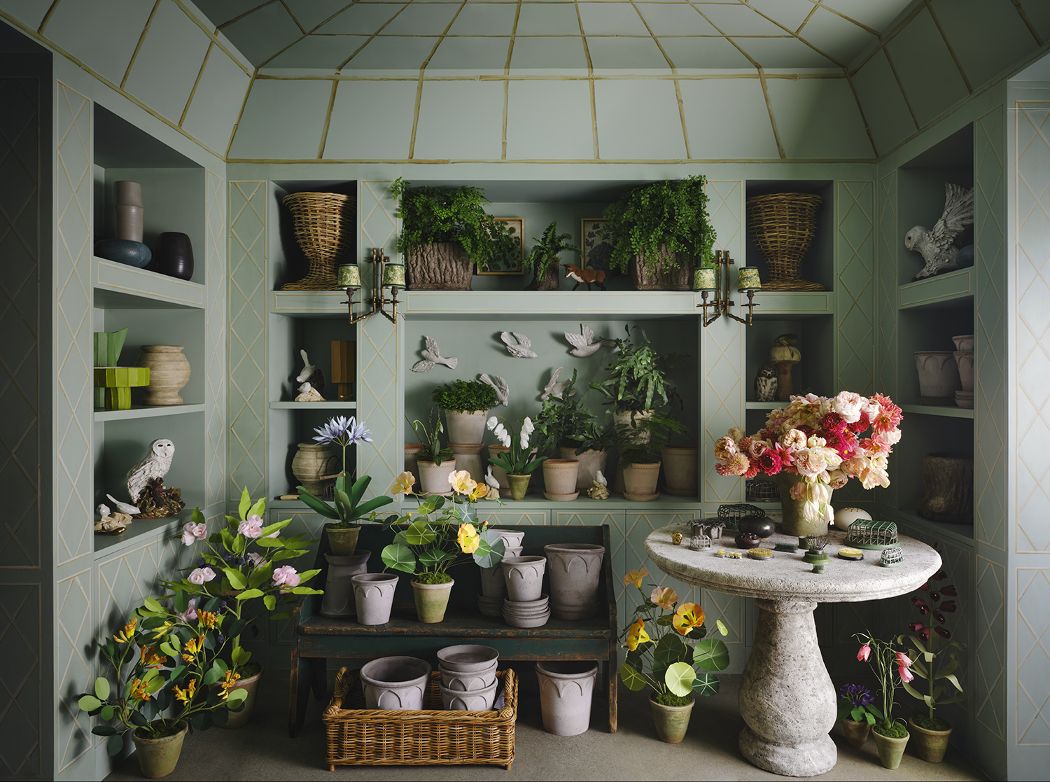 The new bungalow offers a heady blend of florals from Mr. Fulk’s Flower Factory.