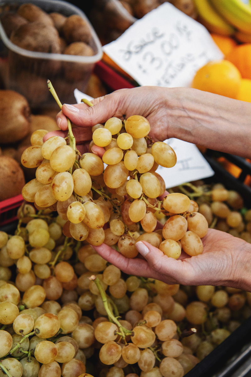 grapes at a Rome market.