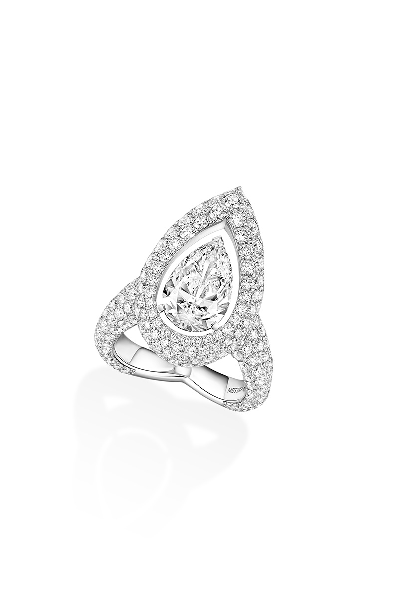 Hypnotic Scale Ring in White Gold by Messika.