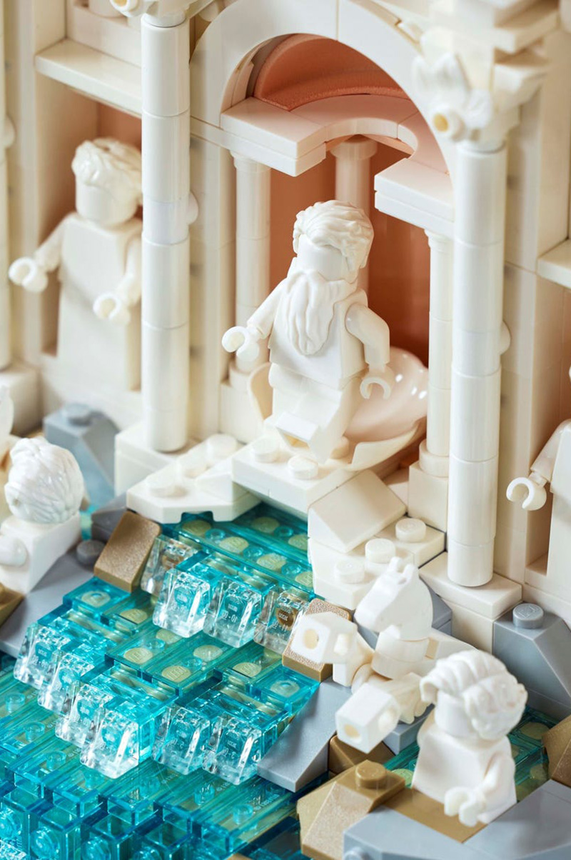 LEGO Trevi Fountain details.