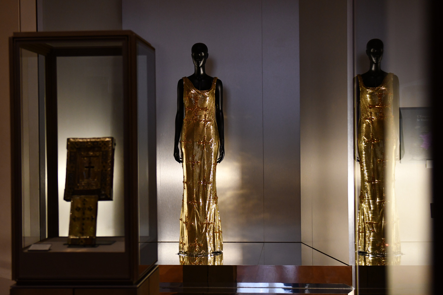 Versace at Musée du Louvre.