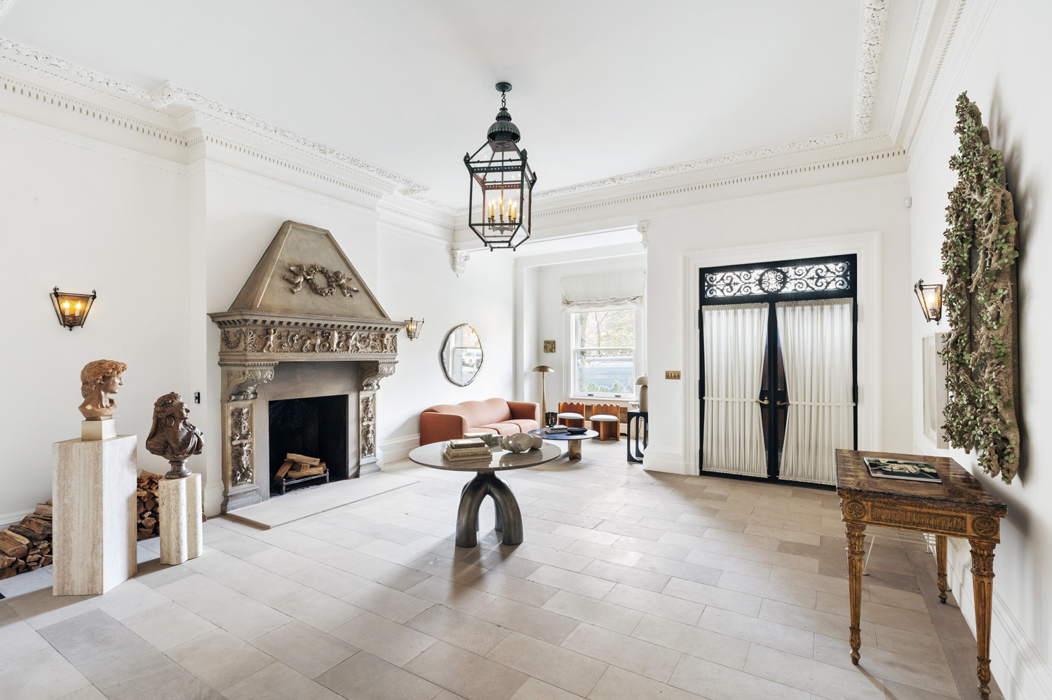 Living area at 973 Fifth Avenue.