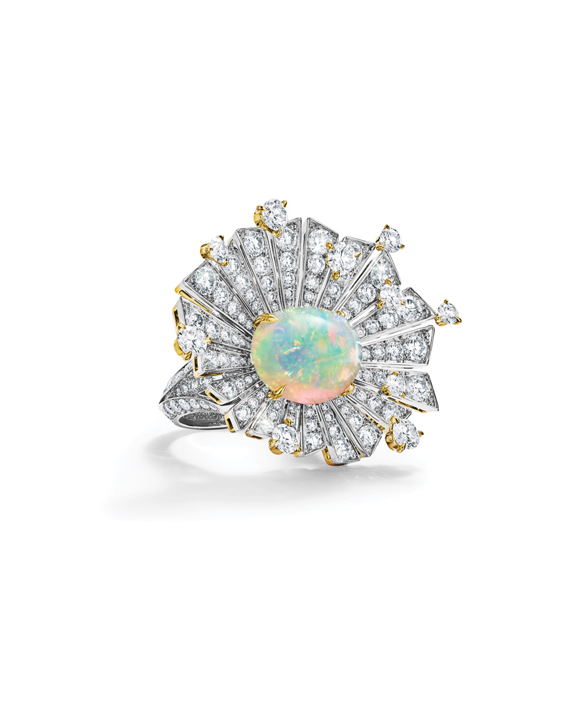 Star Burst crystal opal ring from the Blue Book 2024: Tiffany Céleste collection.