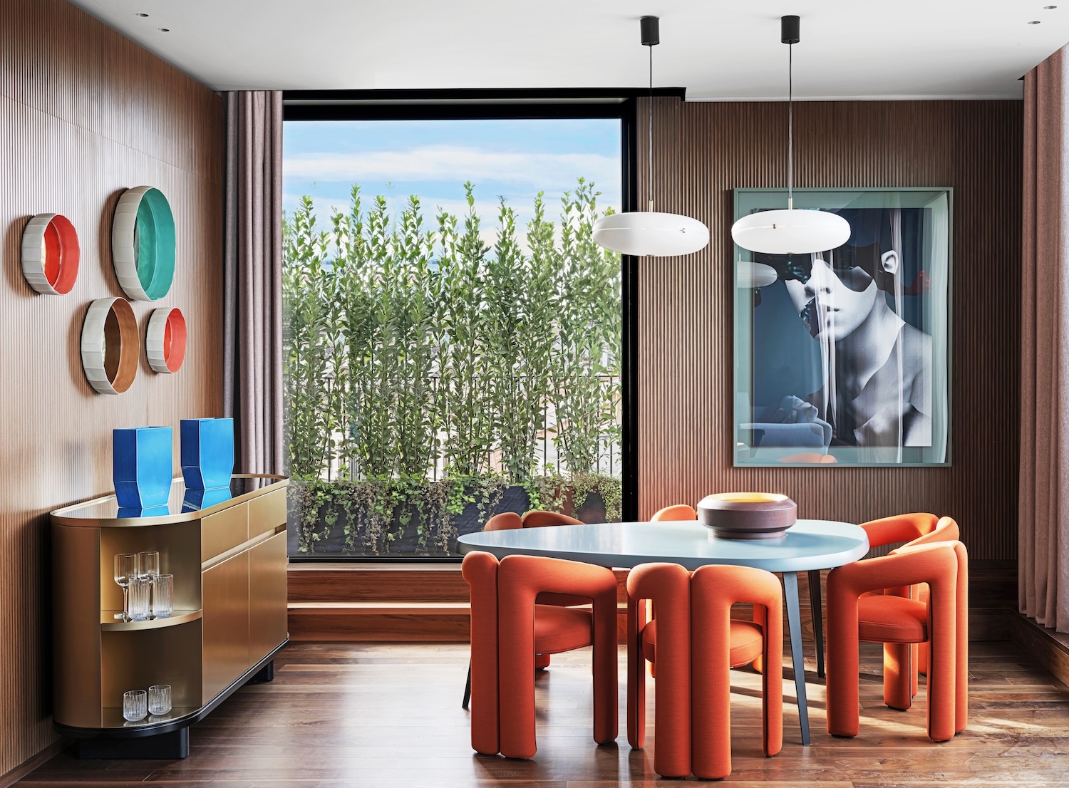 The dining area in a guest room.