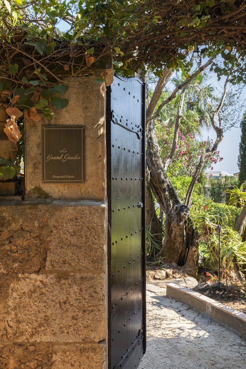 Le Grand Jardin is the sole private property on Sainte Marguerite Island.