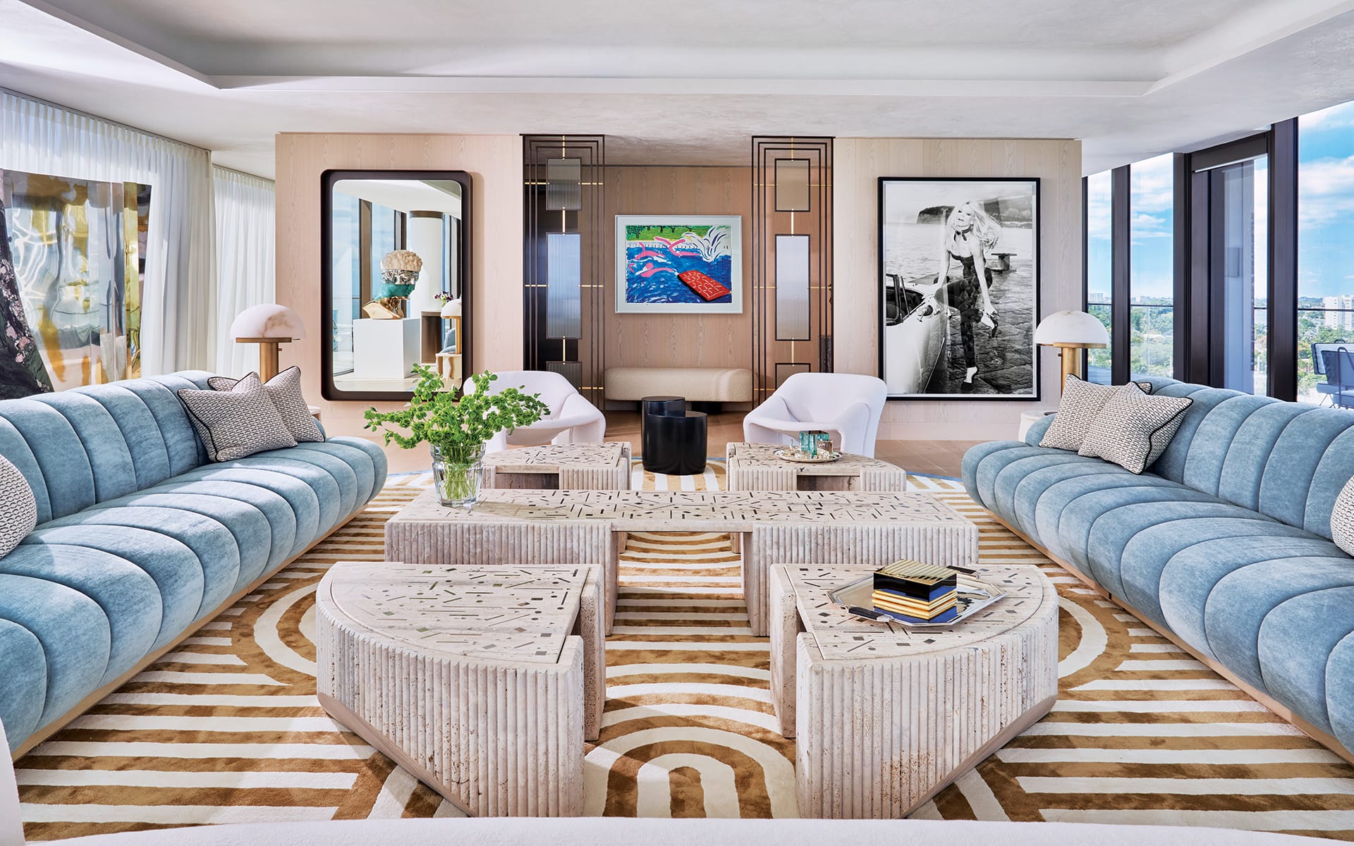 This Dazzling South Florida Aerie Packs a Punch with Spectacular