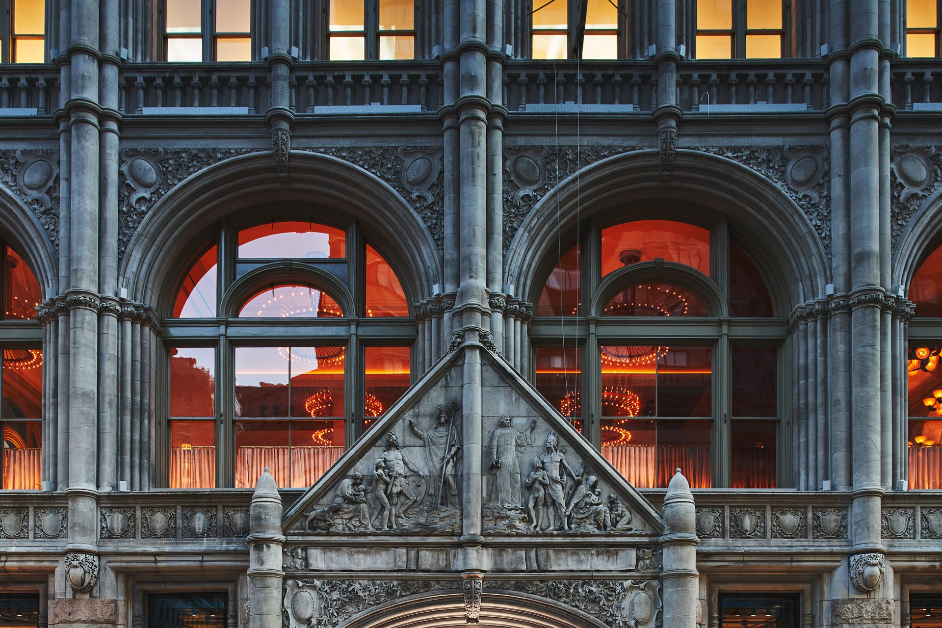 281 Park Avenue: Historic Manhattan Building for Sale