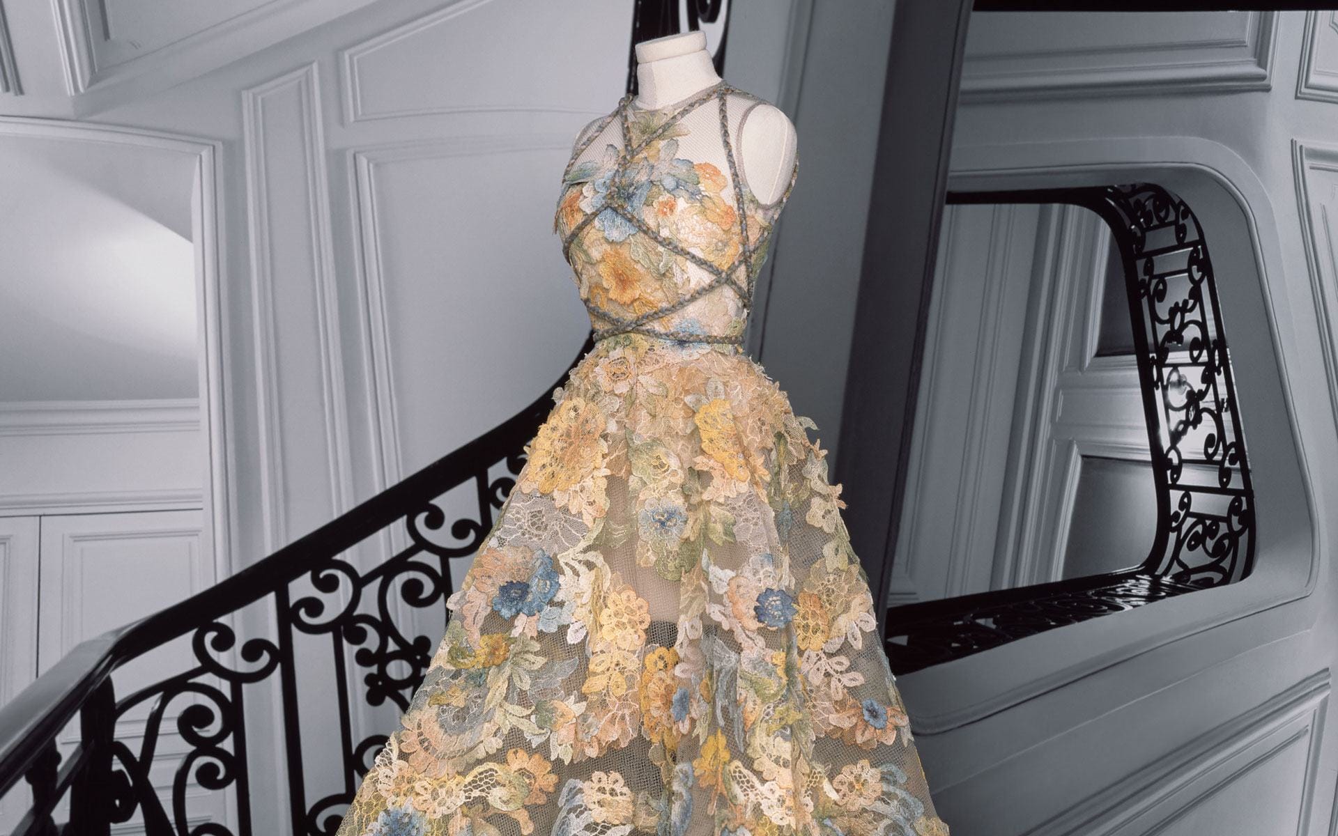 Dior's Spellbinding Couture Collection Channels Female Surrealist
