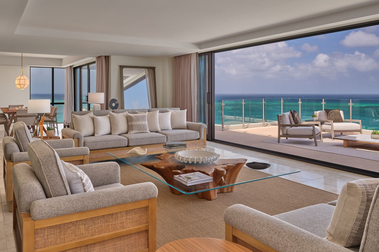 Caroline Astor Presidential Suite Living Room.