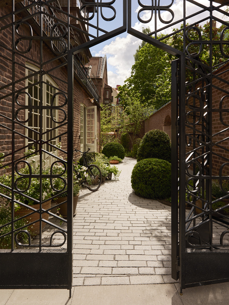 Entrance at Ett Hem.