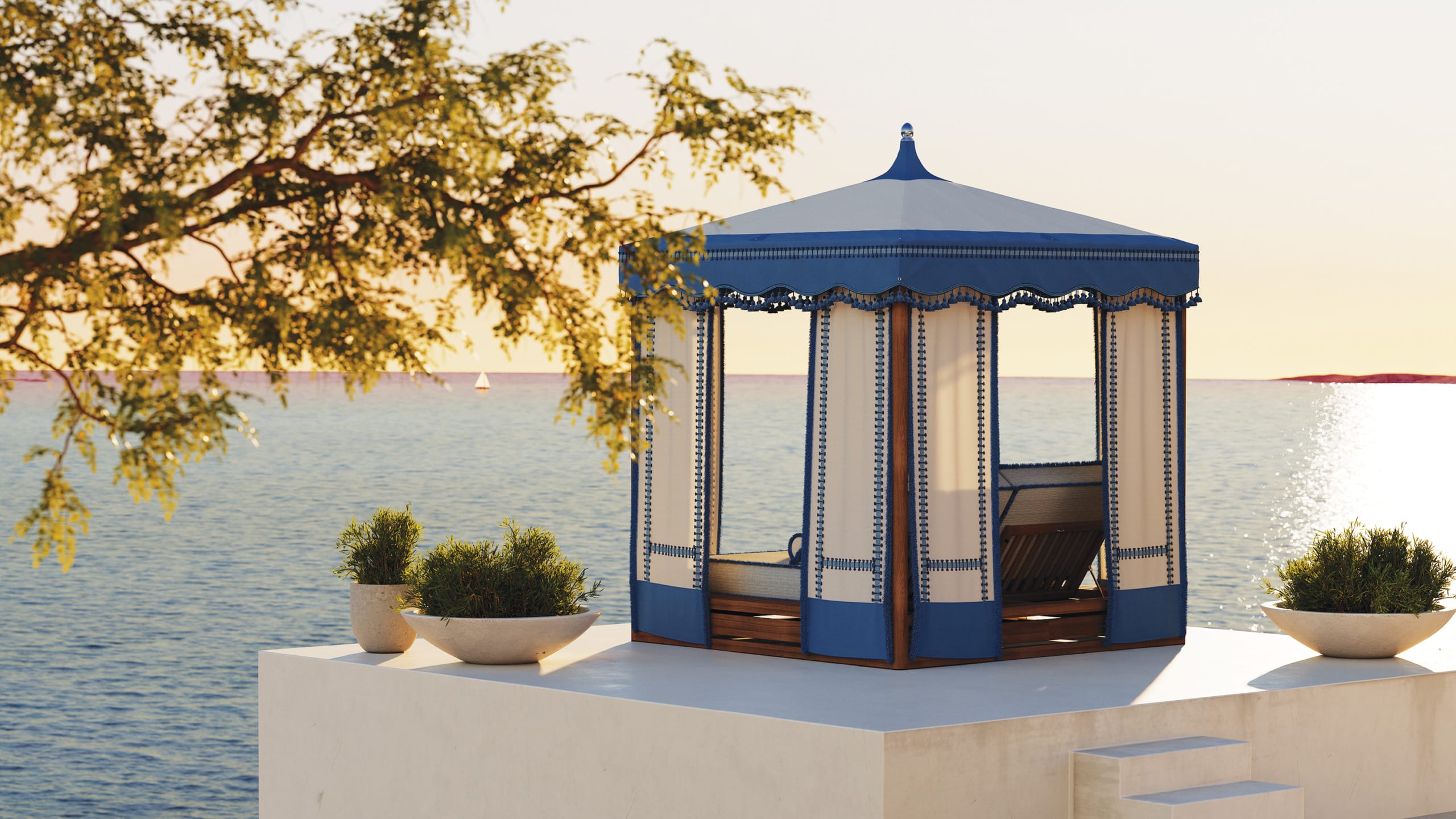 Tuuci's Chic New Day Lounge Channels Private Cabana Glamour