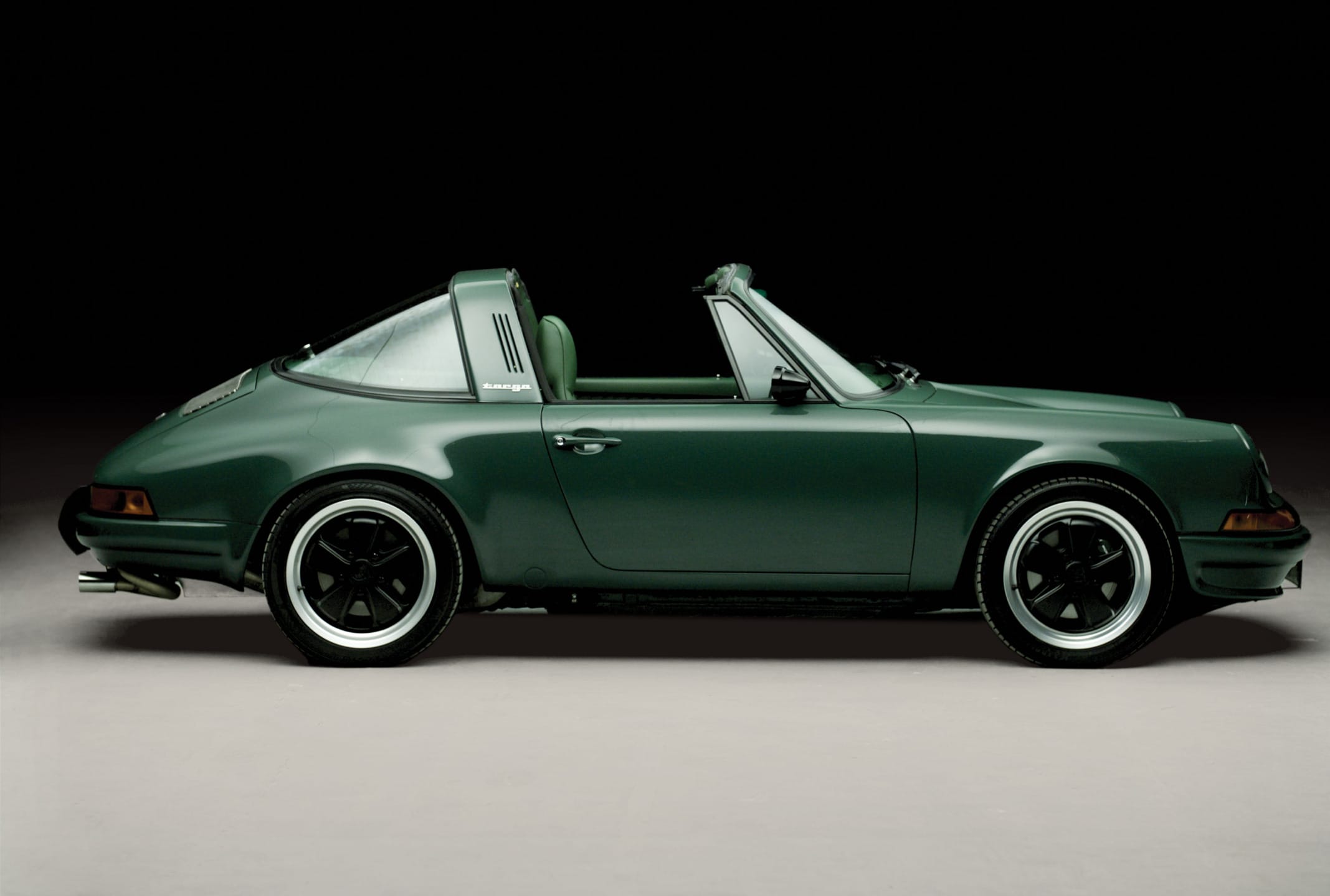 Design Studio David/Nicolas Transforms a Porsche into a Work of