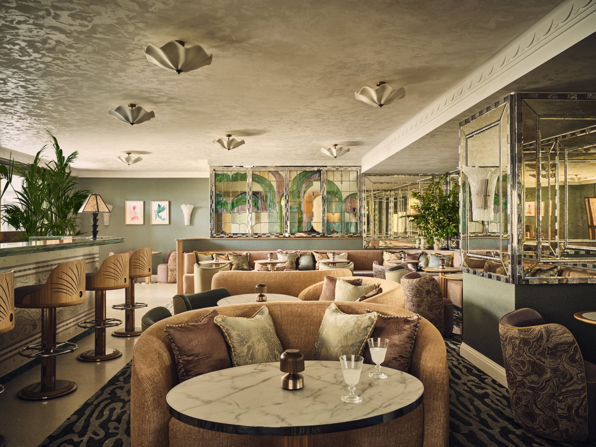 Hotel of the Week: A Riviera Icon Recaptures the Glamour of Its Jazz Age Heyday